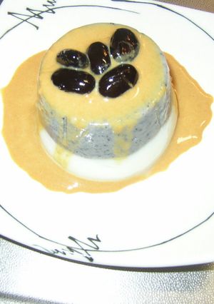 黒ゴマ&ミルクの2層ブランマンジェ♪-レシピのメイン写真