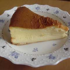 รูปของ 超簡単！めちゃうまふんわりチーズケーキ♪