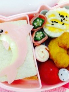 ピンクのイルカ弁当…♩-レシピのメイン写真