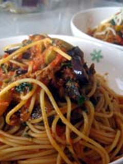 春菊とナスとシーチキンのトマトパスタ-レシピのメイン写真