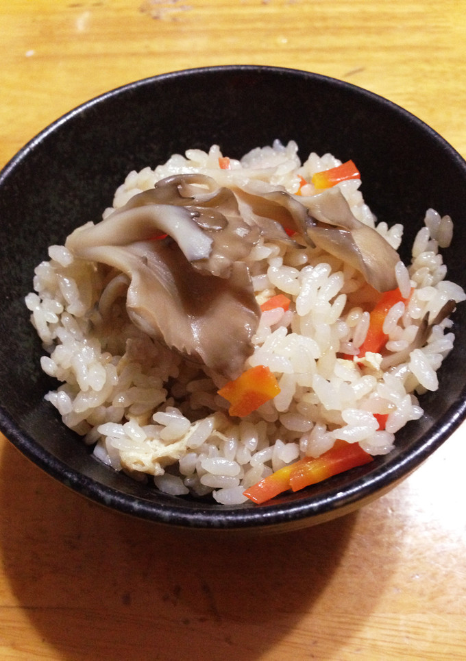 簡単！だし醤油だけで作る〜舞茸ごはん☆-レシピのメイン写真
