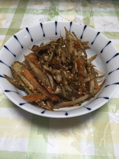 ごぼうとにんじんのごまたっぷりきんぴら-レシピのメイン写真