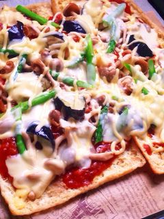 油揚げで特大ピザ-レシピのメイン写真