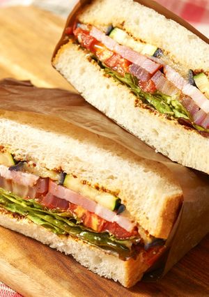 HBでグリル野菜のサンドイッチ-レシピのメイン写真
