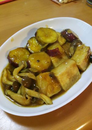 高野豆腐と薩摩芋のとろとろカレー煮-レシピのメイン写真