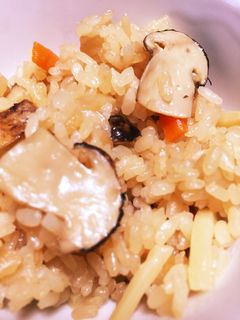 松茸ご飯( _∇_)ウフフフフ-レシピのメイン写真