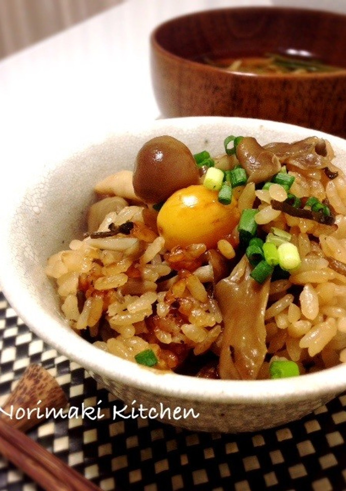 舞茸と塩昆布の炊き込みご飯♡-レシピのメイン写真