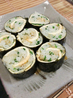 ニラ飯の油揚げ巻き☆おつまみにも-レシピのメイン写真
