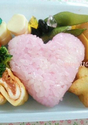 お弁当に♪簡単ハート型おにぎり-レシピのメイン写真
