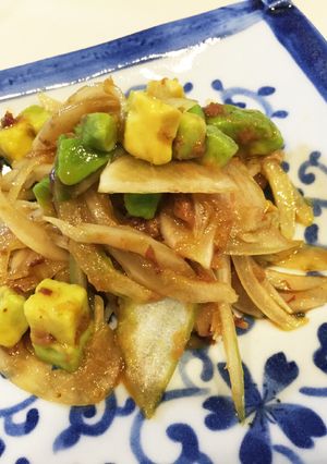 アボカドと玉葱の和風サラダ-レシピのメイン写真