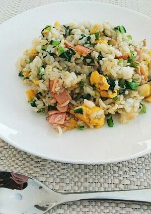 小松菜としらすの絶品チャーハン-レシピのメイン写真