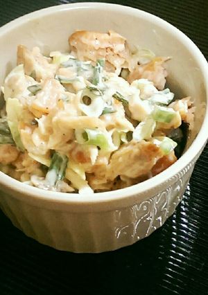 朝食やお弁当に♪鮭マヨおにぎりの具-レシピのメイン写真