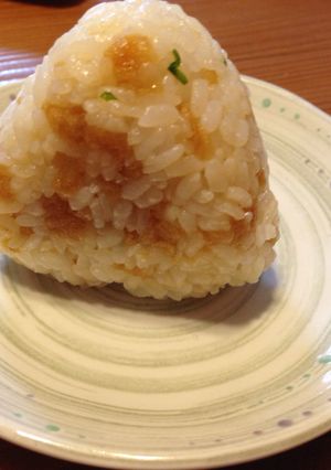あげ玉おにぎり-レシピのメイン写真