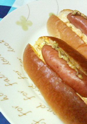 ソーセージと玉子の☆うきうきホットドッグ-レシピのメイン写真