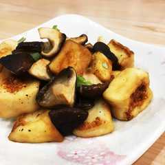 รูปของ おつまみ♡椎茸とはんぺん焼き