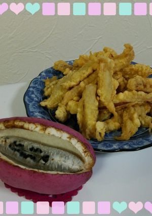 秋のごちそう☆アケビの天ぷら-レシピのメイン写真