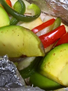 秋鮭のホイル焼き~アボカドと色々野菜~-レシピのメイン写真