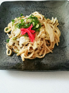 じゃこと塩昆布で簡単焼きうどん-レシピのメイン写真