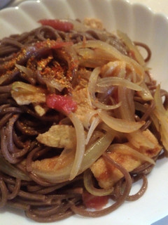 梅でさっぱり☆焼き日本そば-レシピのメイン写真