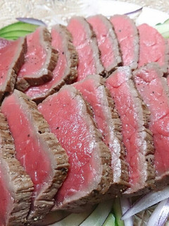 手間いらず♪だけどうまいローストビーフ-レシピのメイン写真