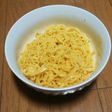 即席ラーメンで卵かけ焼きそば