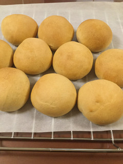 生クリーム入りふんわりパン-レシピのメイン写真