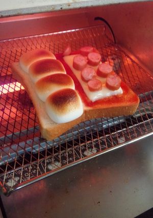 マシュマロトースト＆ピザパン-レシピのメイン写真