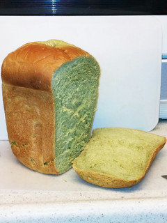 HBで作るふわふわ続く青汁ご飯パン-レシピのメイン写真