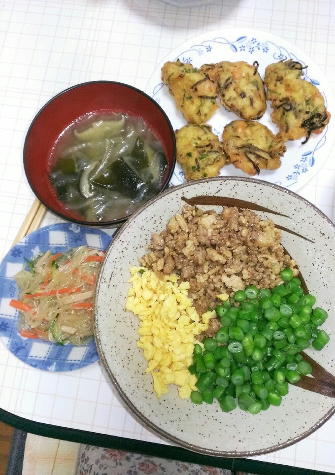 簡単とりそぼろ丼-レシピのメイン写真