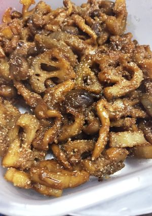 れんこんとしめじのキンピラ-レシピのメイン写真