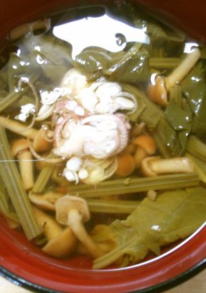 ほうれん草となめこのお吸い物-レシピのメイン写真