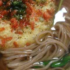 รูปของ どん兵衛がレンジだけでツルツル生麺風に