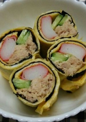 薄焼き卵焼き☆カニカマときゅうりとツナ入-レシピのメイン写真