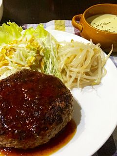 大満足!牛100% ハンバーグ♡-レシピのメイン写真