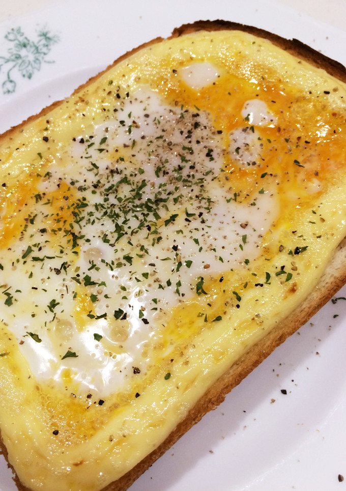 簡単5分☆忙しい朝にマヨタマトースト-レシピのメイン写真