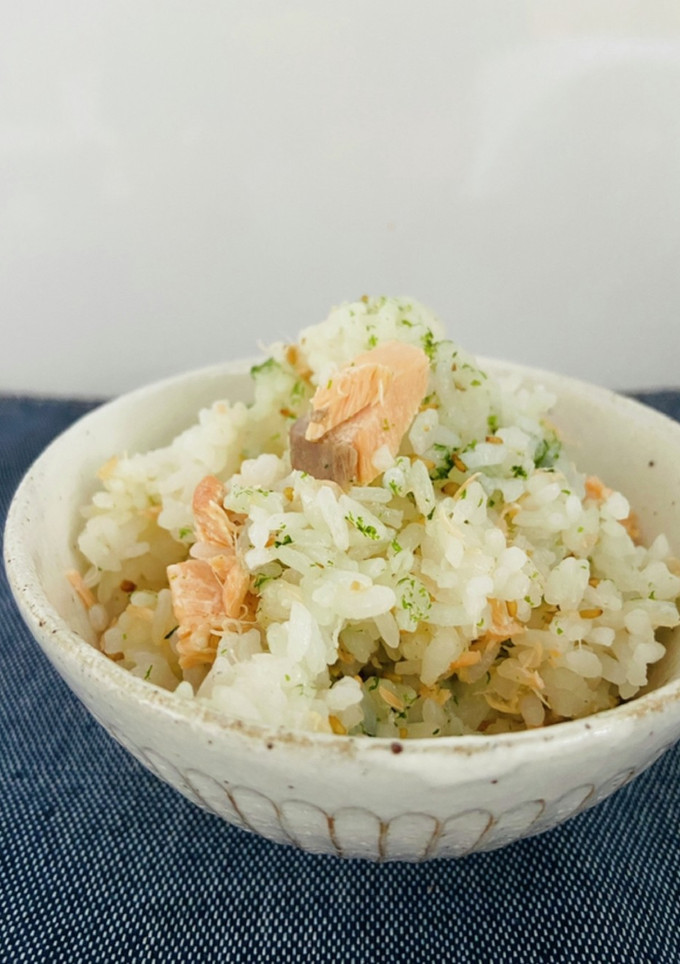 材料4つ☆青のり香る鮭の炊き込み御飯♪-レシピのメイン写真