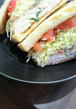 ガッツリ!!鶏胸ソテーのホットサンド-レシピのメイン写真