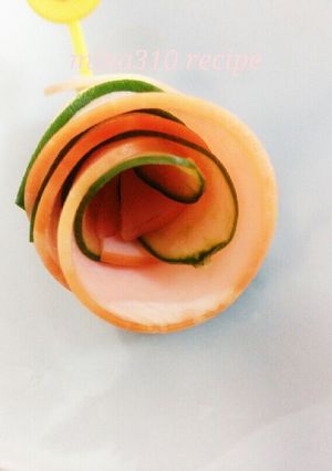 お弁当に♪ハムときゅうりのお花✿-レシピのメイン写真