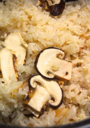 秋になると食べたくなる絶品松茸ご飯-レシピのメイン写真