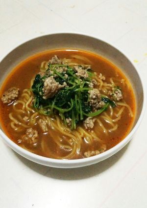 簡単♪豆苗と豚挽き肉の味噌ラーメン-レシピのメイン写真