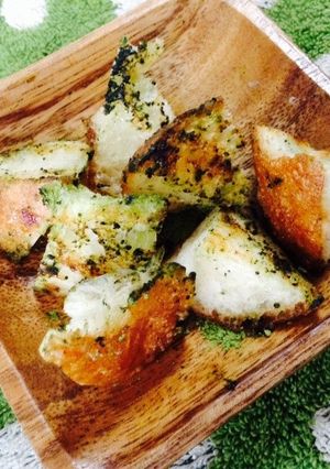 抹茶バターでパンのカリカリ-レシピのメイン写真