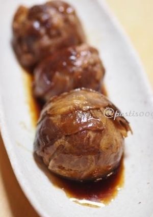 電子レンジで♪玉ねぎの丸ごと肉巻き甘辛煮-レシピのメイン写真