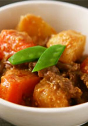 味噌×オイスターソース☆中華風肉じゃが-レシピのメイン写真