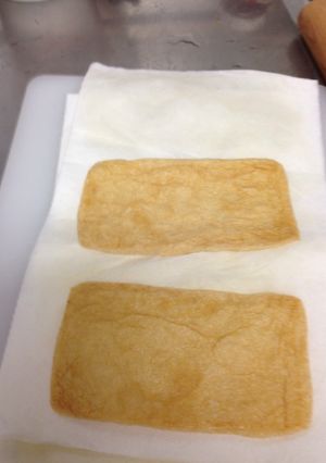 油揚げの油抜き-レシピのメイン写真