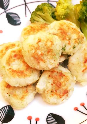 余り物をアレンジ！長芋と魚のおやき-レシピのメイン写真