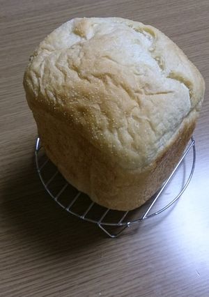HBで〜コーンミールで食パン♡-レシピのメイン写真
