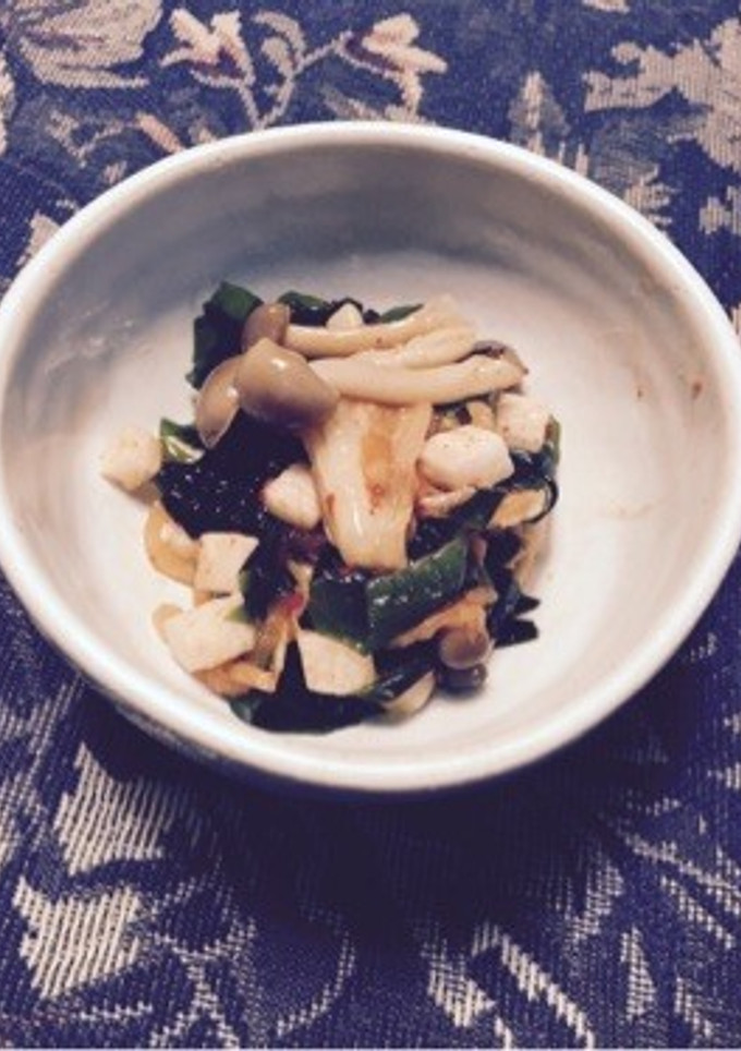キムチとしめじとわかめの和え物-レシピのメイン写真