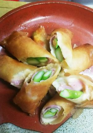アスパラ、ベーコン、チーズの三色春巻き♪-レシピのメイン写真