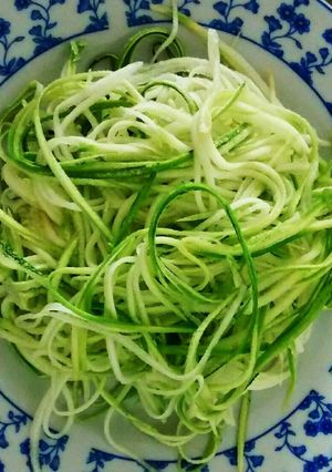 ダイエット用ズッキーニ麺(簡単和風味)-レシピのメイン写真