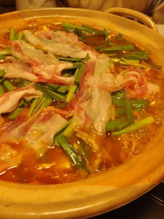 サッポロ一番みそら~めん♪でキムチ鍋-レシピのメイン写真